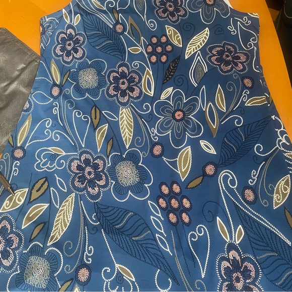 Papa Fashions Vancouver Floral Boho Shift Dress - Picture 7 of 14